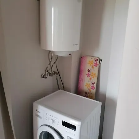 Modern New W/ac And Hill View *