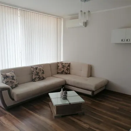 Modern New W/ac And Hill View *