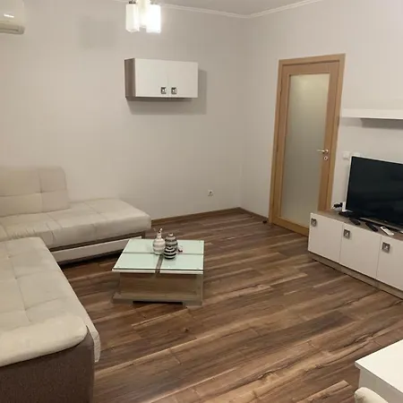 Modern New W/ac And Hill View