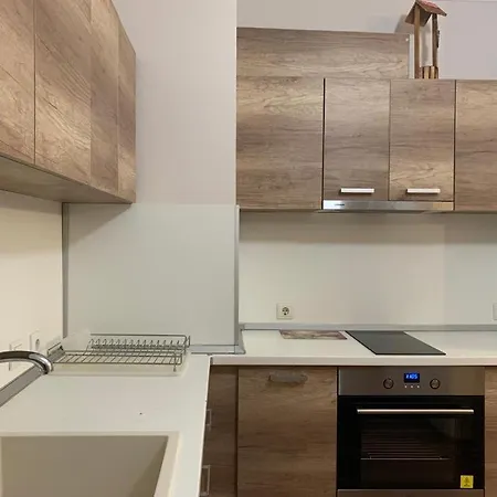 Modern New W/ac And Hill View